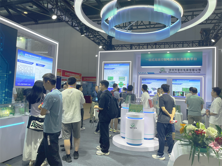 國防電子展中普林電路展位