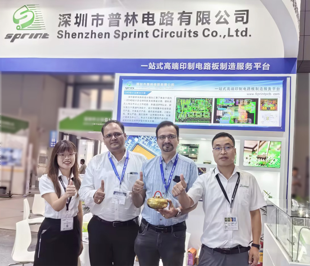 深圳普林電路與客戶在慕尼黑華南電子展的合照